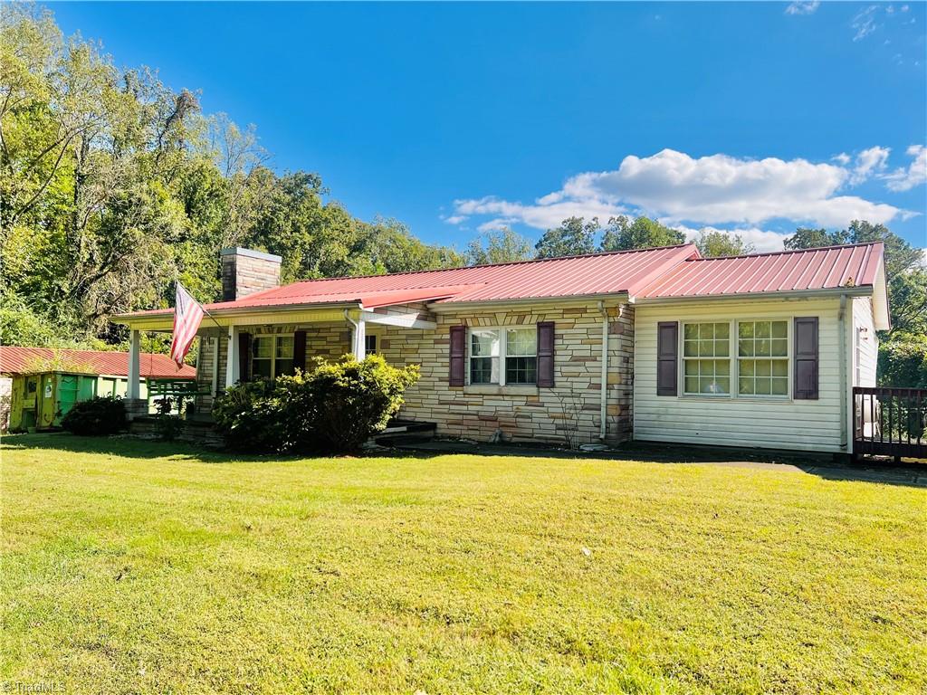1241 Chandler Road Property Photo 1