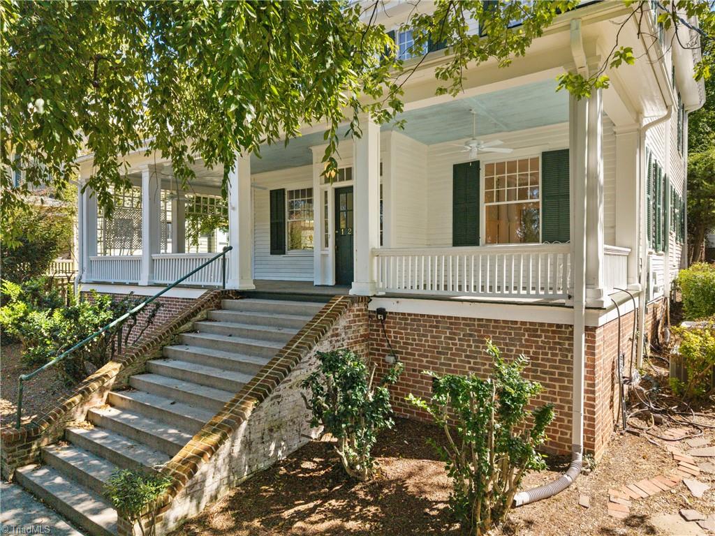 1224 Glade Street Property Photo 4