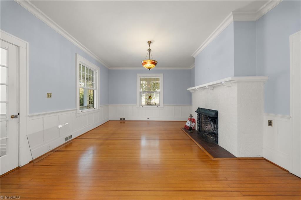 1224 Glade Street Property Photo 13