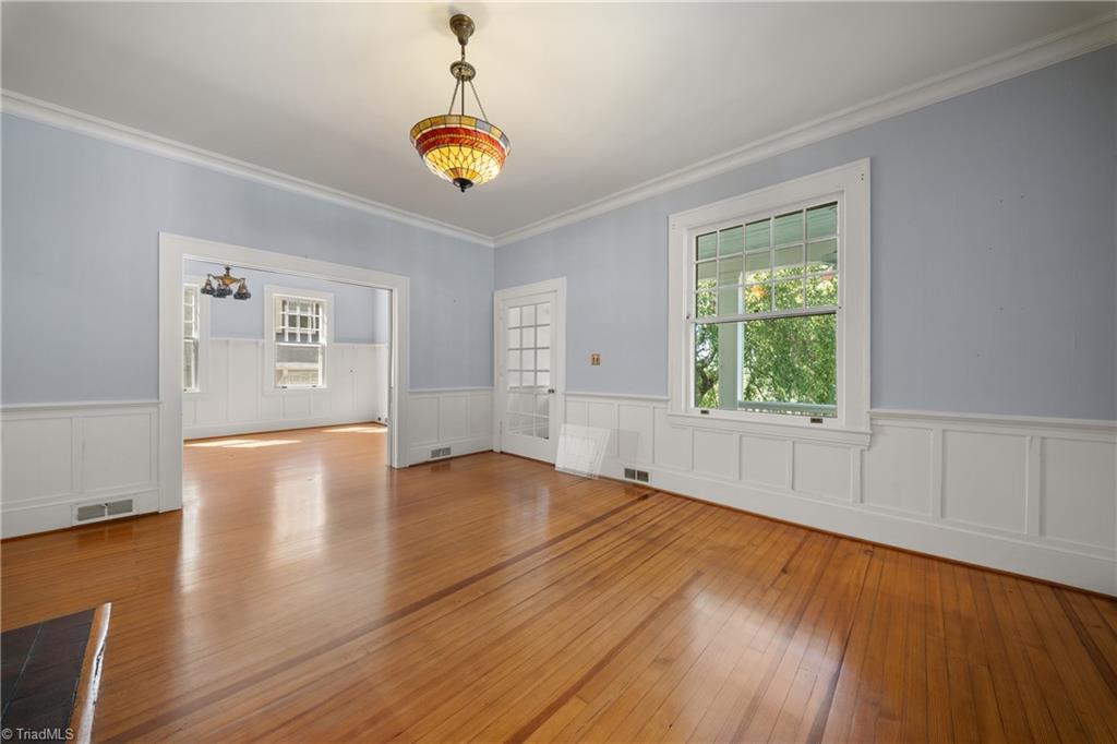 1224 Glade Street Property Photo 14