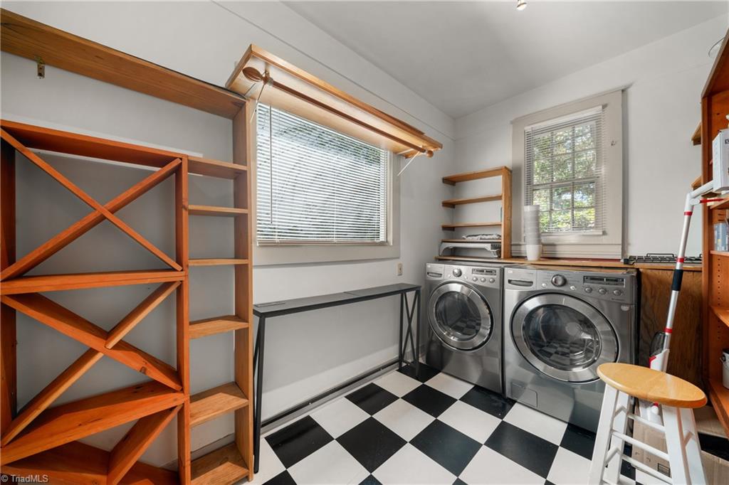 1224 Glade Street Property Photo 21