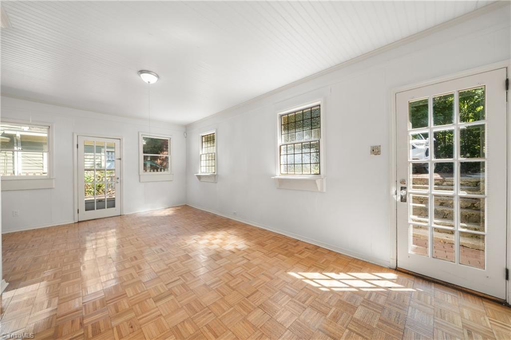 1224 Glade Street Property Photo 25