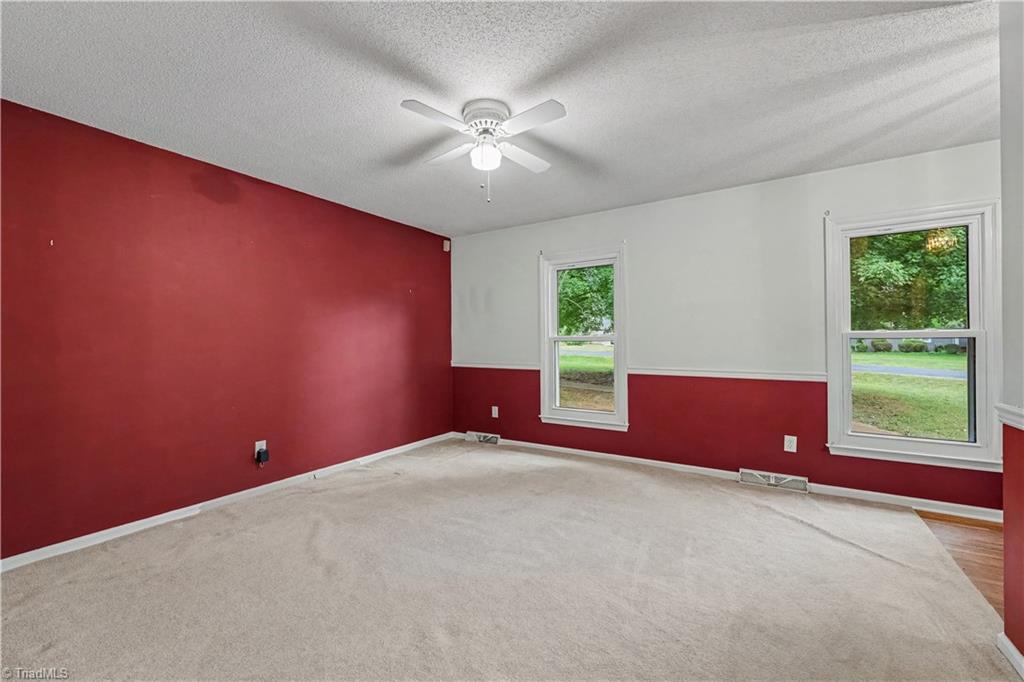 260 Overlook Drive Property Photo 10