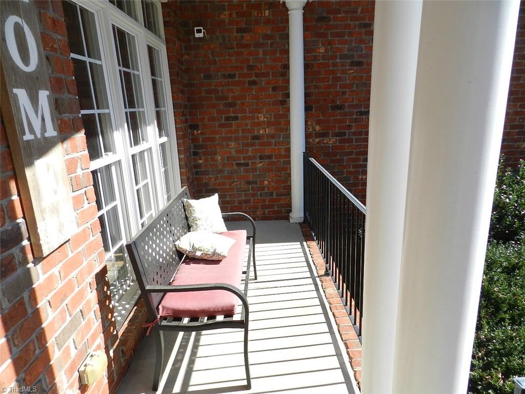 8246 Ipswich Court Property Photo 2
