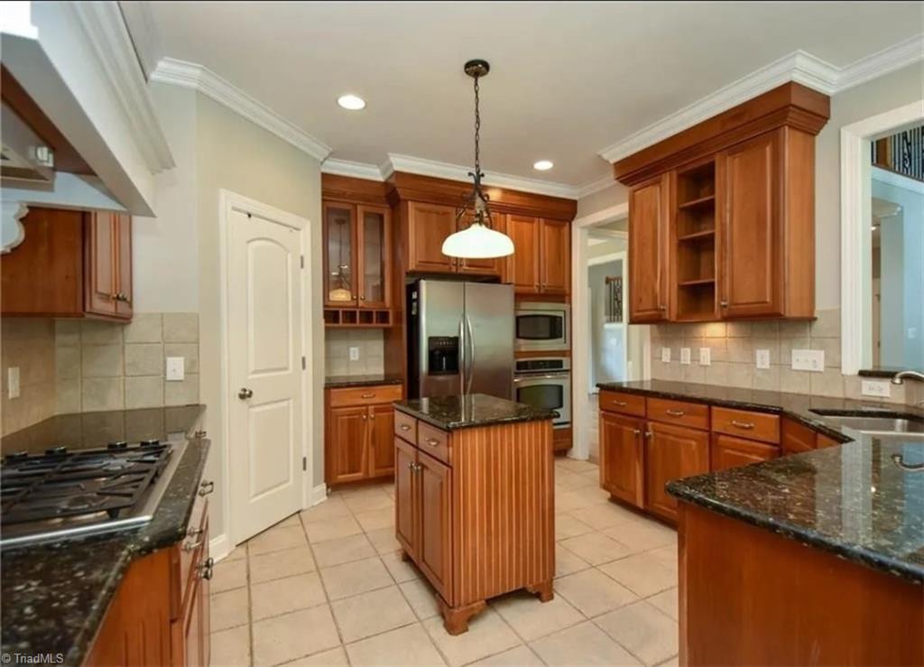 8246 Ipswich Court Property Photo 13