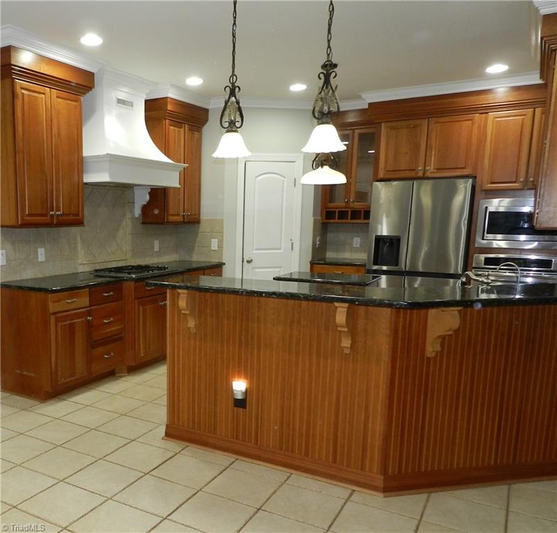 8246 Ipswich Court Property Photo 16