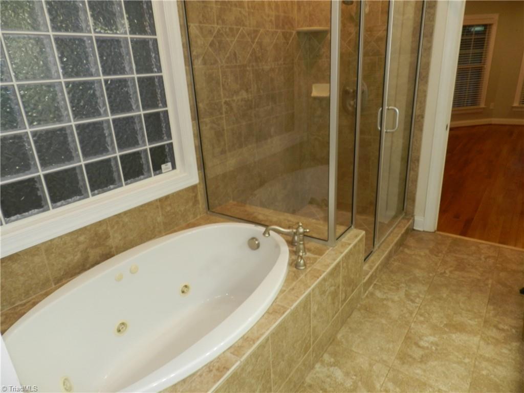 8246 Ipswich Court Property Photo 28