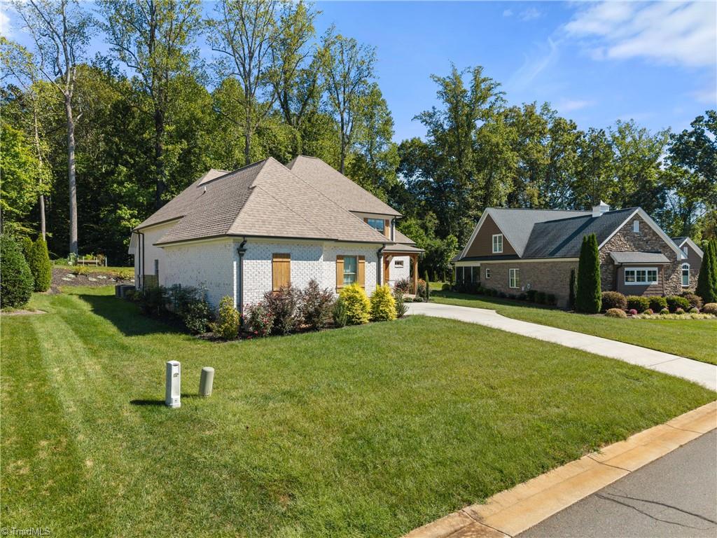 9270 Sparrow Hawk Court Property Photo 4