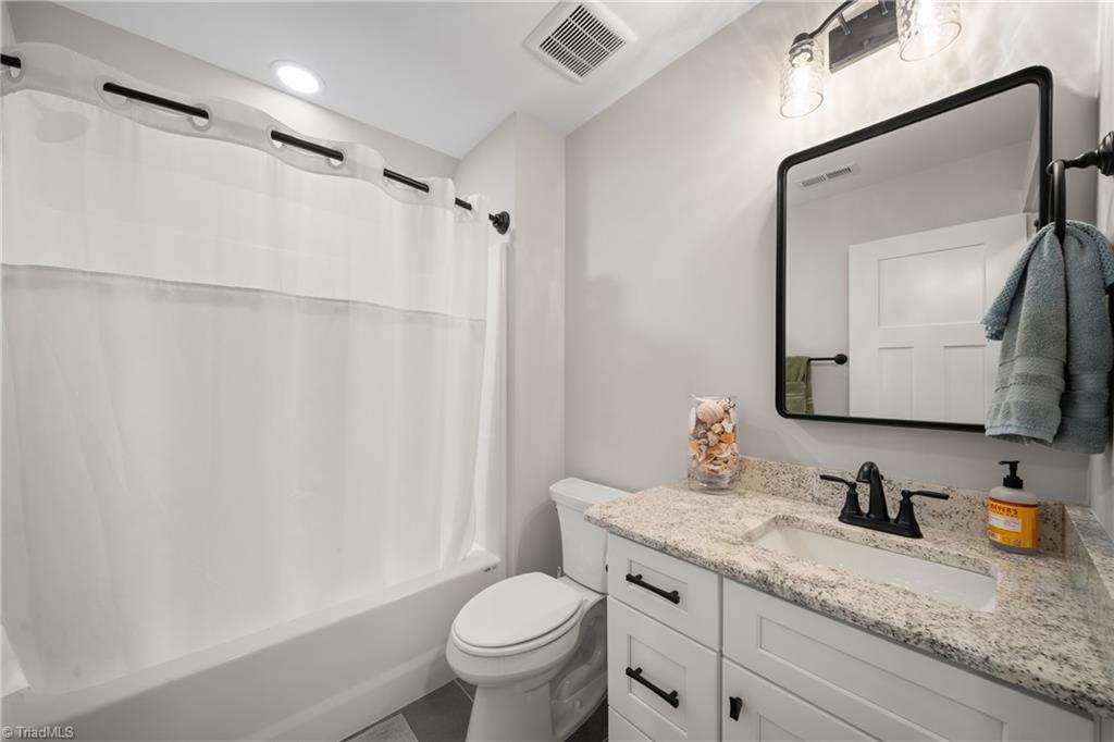 9270 Sparrow Hawk Court Property Photo 38