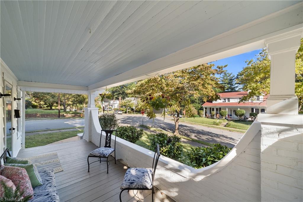 1720 Elizabeth Avenue Property Photo 8