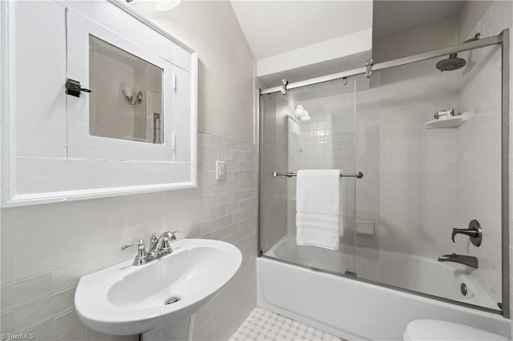 1720 Elizabeth Avenue Property Photo 21