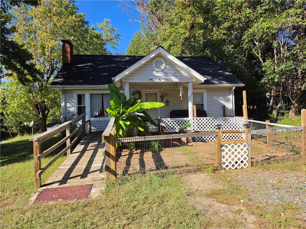 105 Keener Drive Property Photo 1