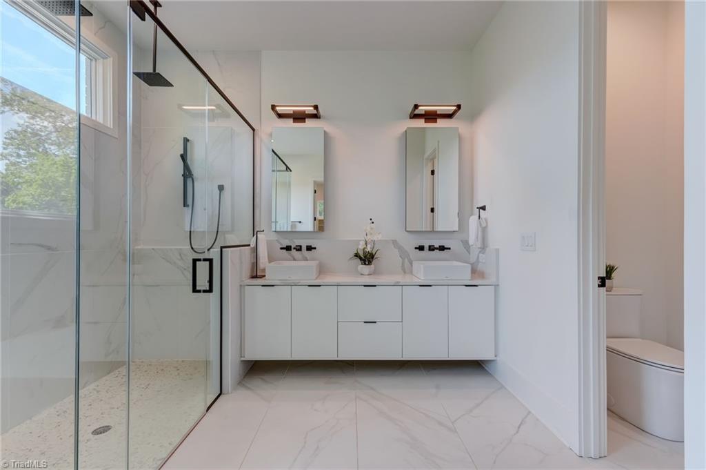 7618 Pemberley Drive Property Photo 16