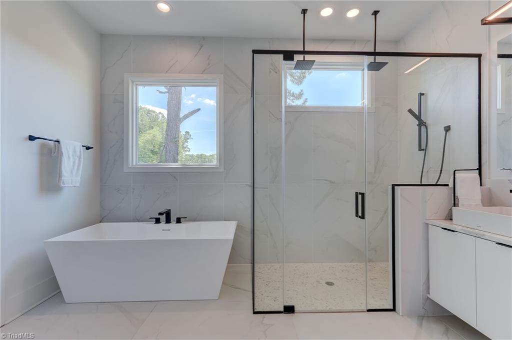 7618 Pemberley Drive Property Photo 17