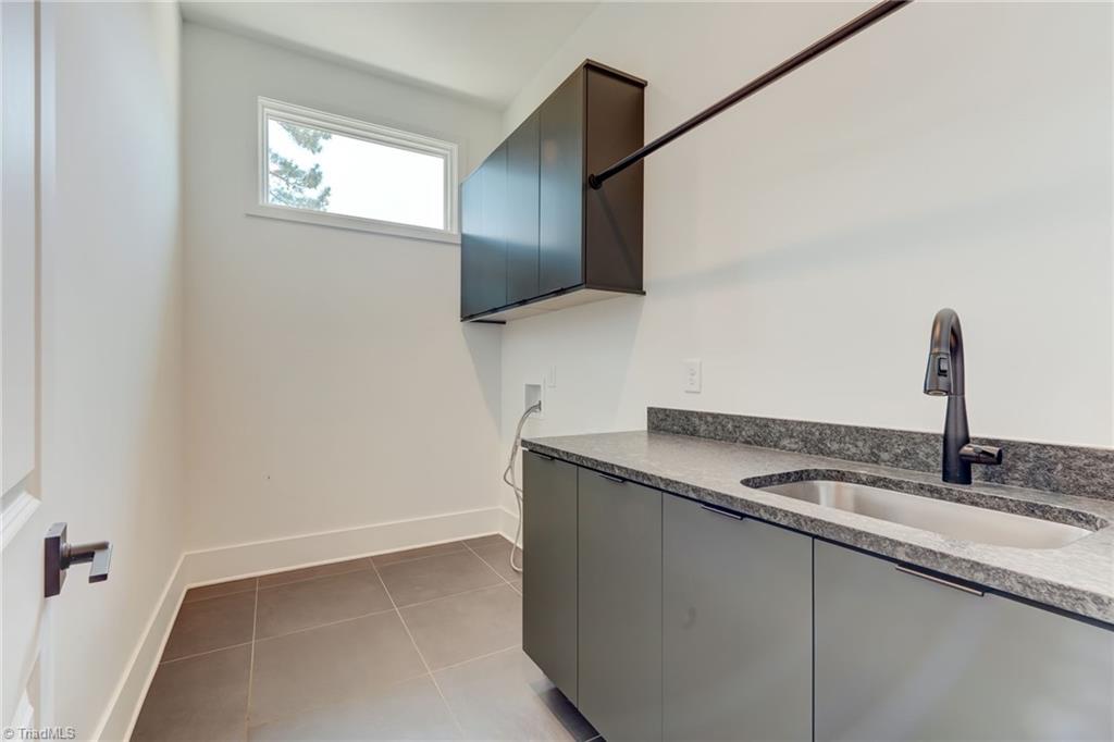 7618 Pemberley Drive Property Photo 32