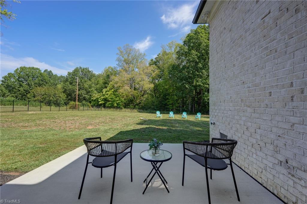 7618 Pemberley Drive Property Photo 36