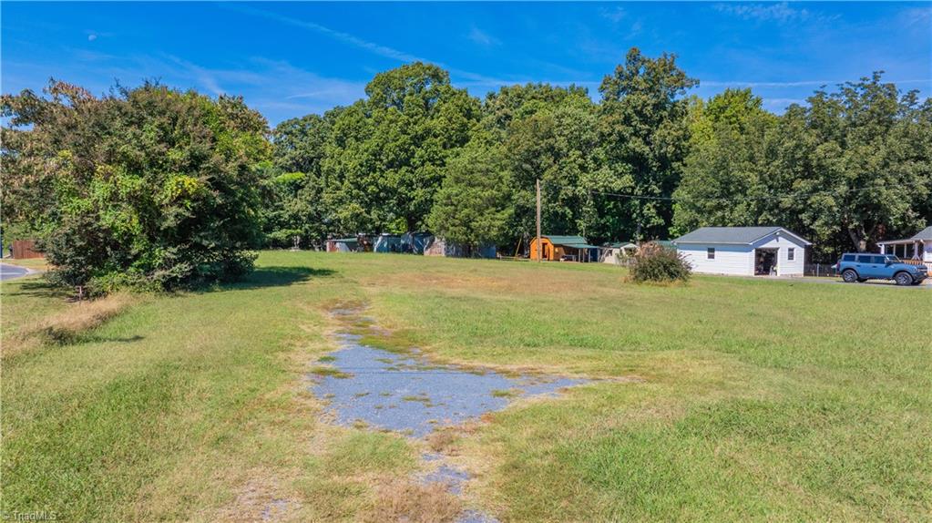 922 S Main Street Property Photo 19