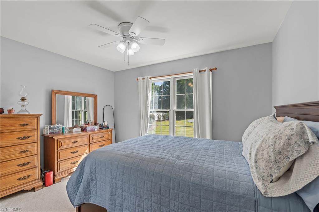 109 Victorian Court Property Photo 18