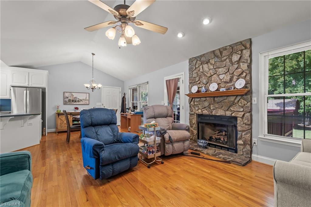 109 Victorian Court Property Photo 19