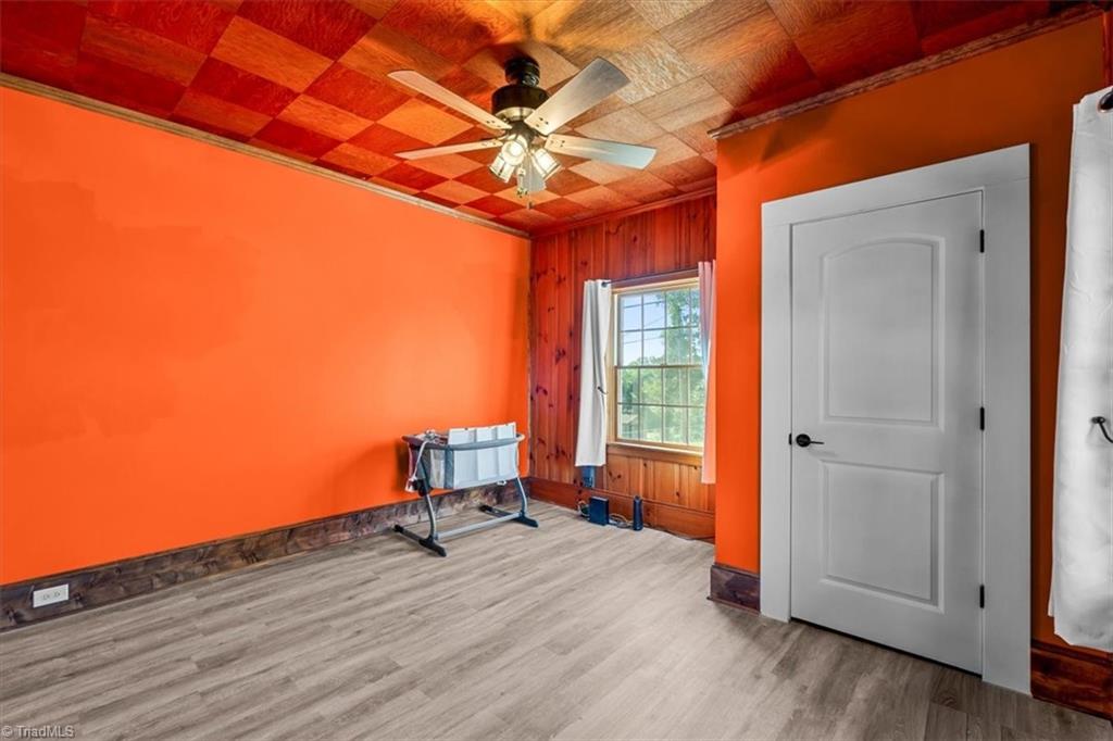 100 N Johnston Street Property Photo 29