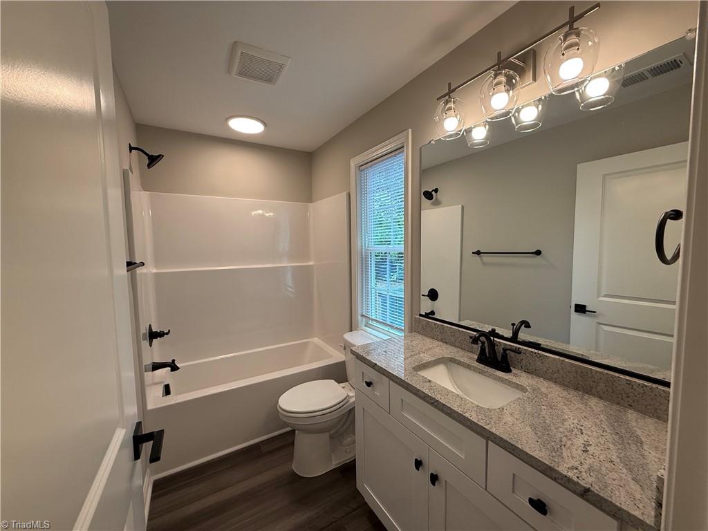 7085 Hanesbrook Circle Property Photo 11