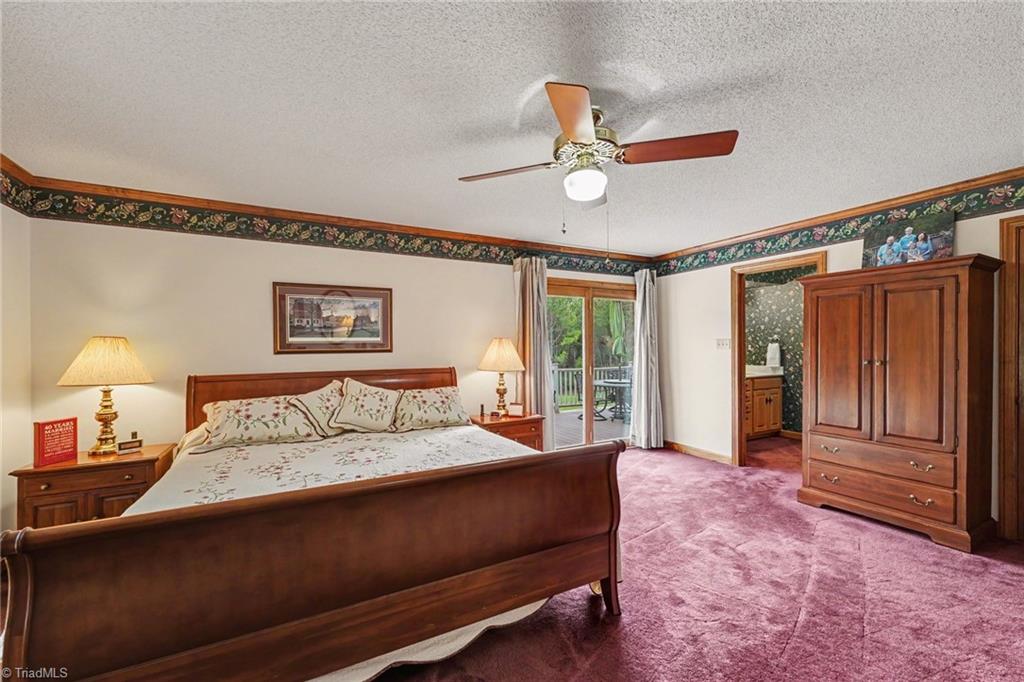 1812 Fred Hinshaw Road Property Photo 15