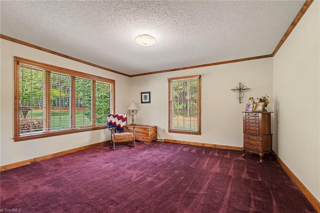 1812 Fred Hinshaw Road Property Photo 20