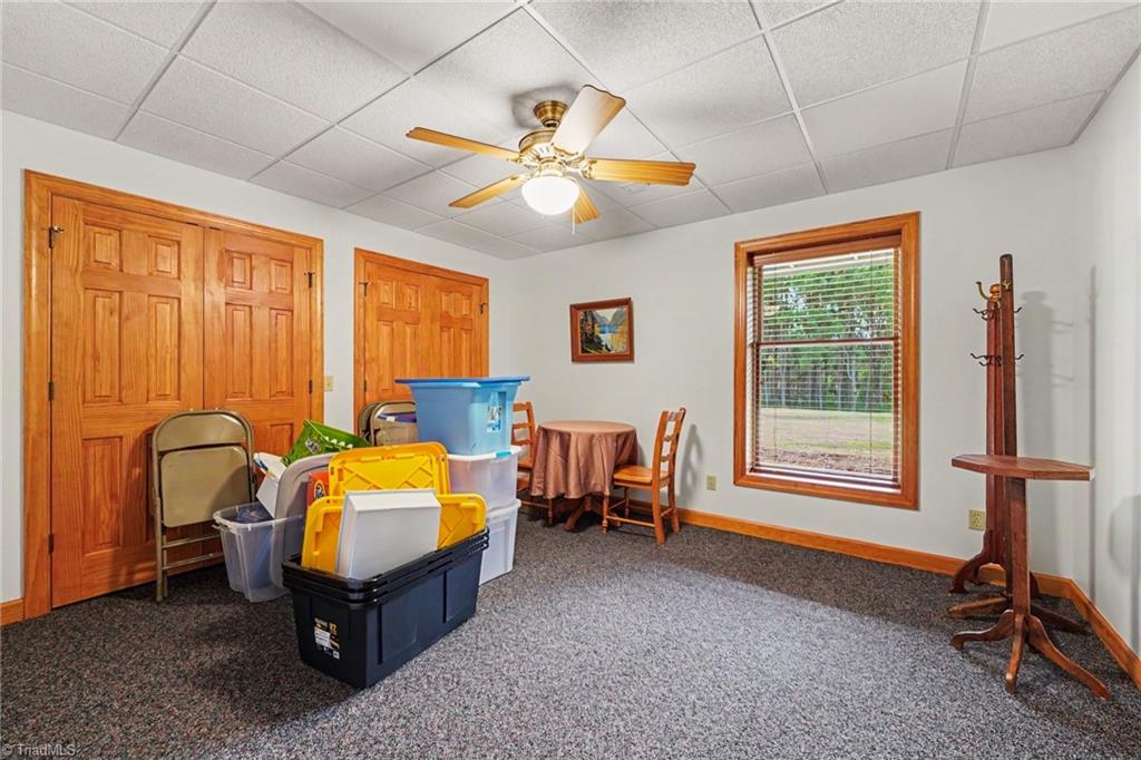 1812 Fred Hinshaw Road Property Photo 22