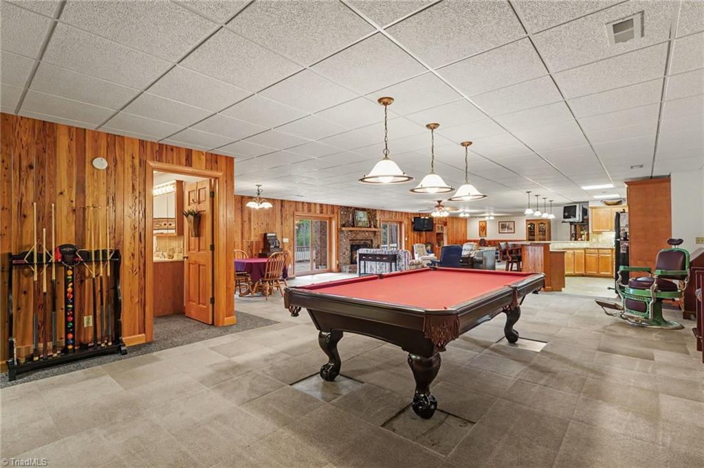 1812 Fred Hinshaw Road Property Photo 24