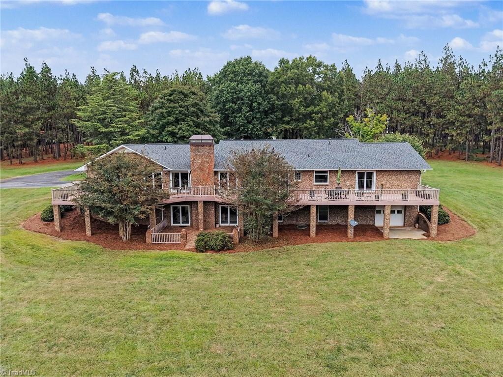 1812 Fred Hinshaw Road Property Photo 38