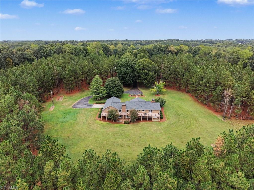 1812 Fred Hinshaw Road Property Photo 39