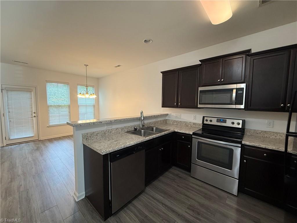 5448 Farm House Trail Property Photo 5