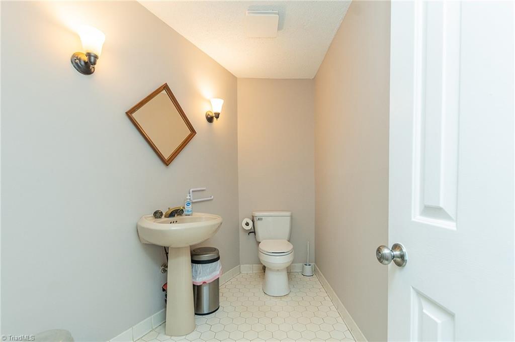 1333 Wiley Lewis Road Property Photo 32