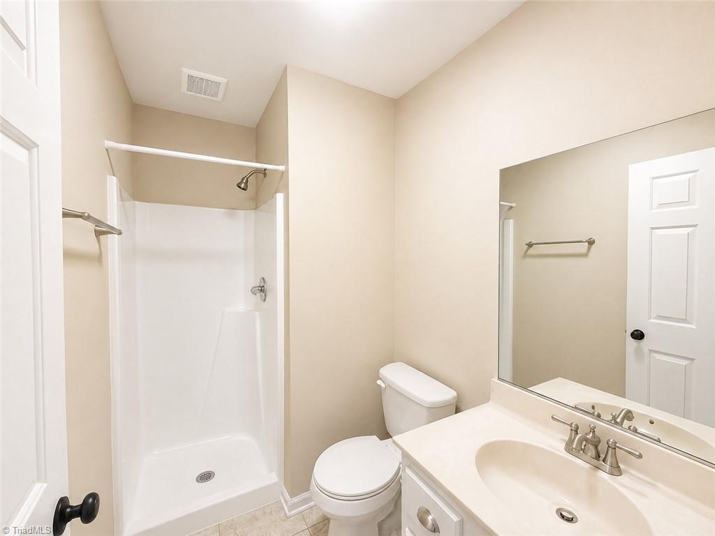5020 Thoroughbred Lane # G Property Photo 10