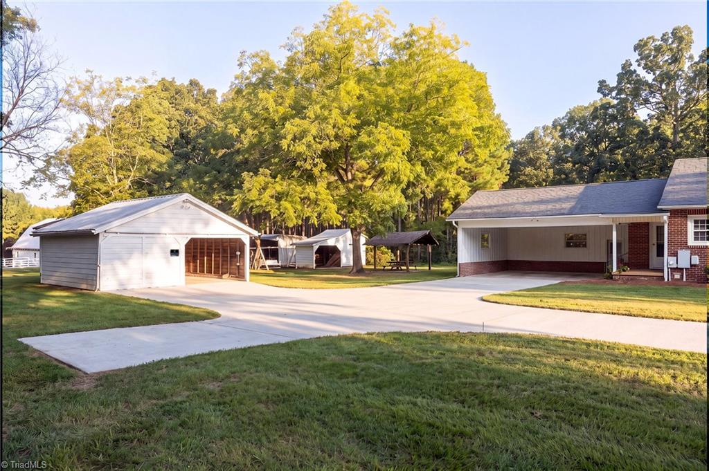1036 Cunningham Road Property Photo 34