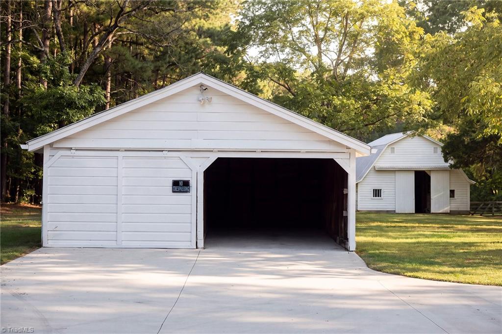 1036 Cunningham Road Property Photo 35