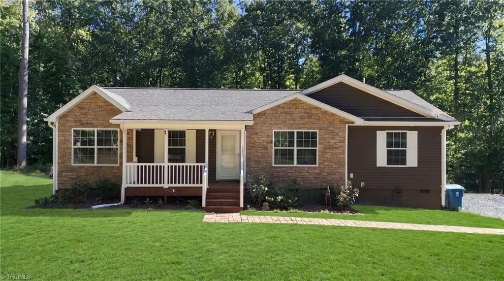 5665 Baptist Assembly Road Property Photo 2