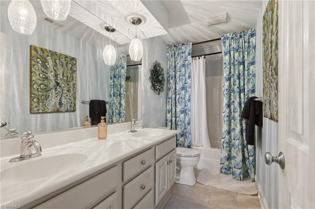 2132 Waterford Village Drive Property Photo 29