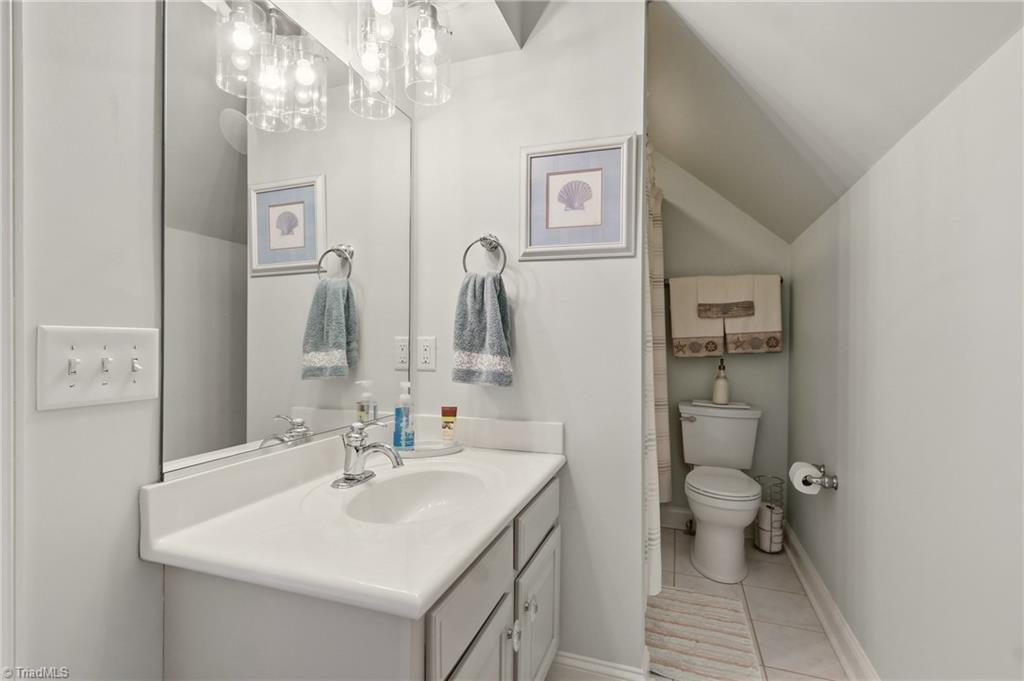 2132 Waterford Village Drive Property Photo 30