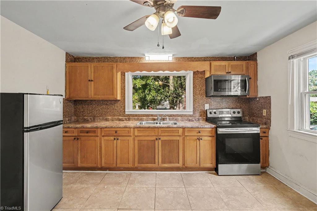 4660 Tobacco Street Property Photo 3