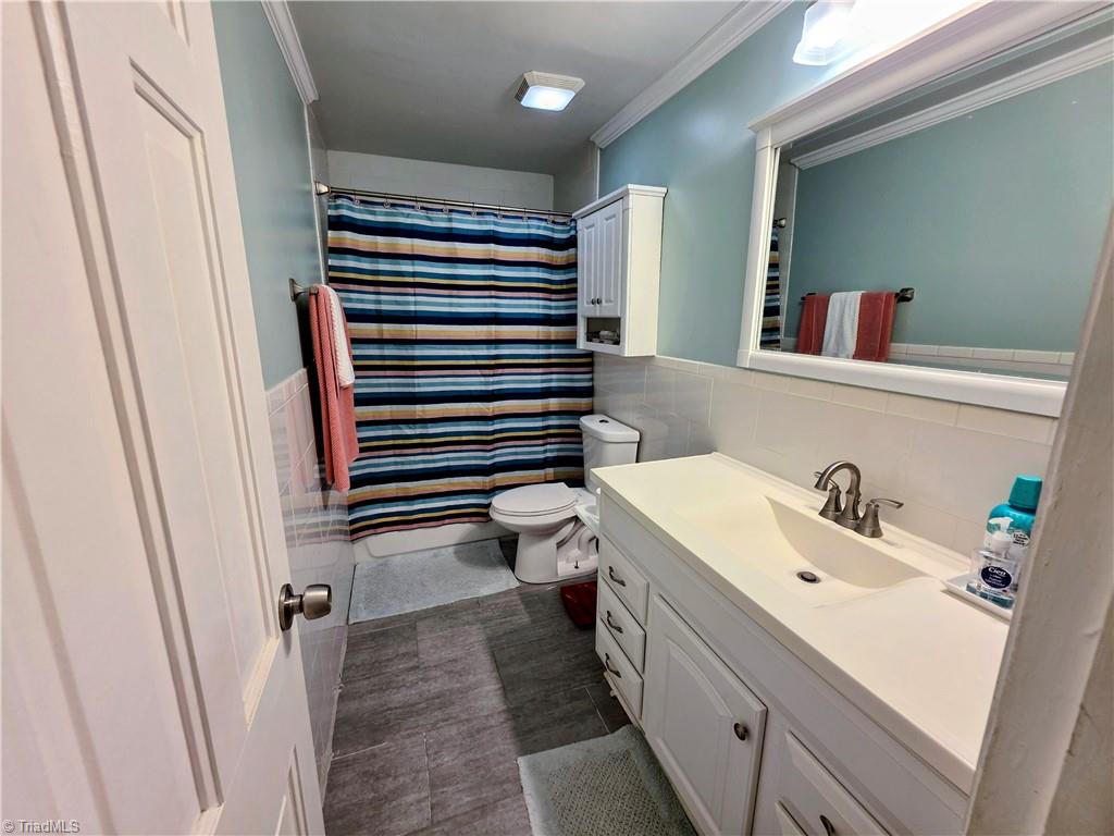 3890 Whitehaven Road Property Photo 7