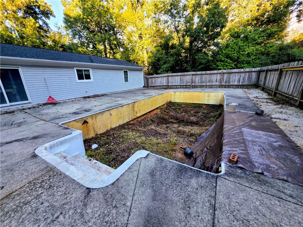 3890 Whitehaven Road Property Photo 14