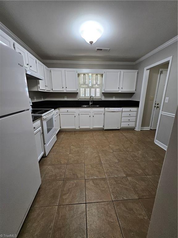 3625 Swaim Court Property Photo 15