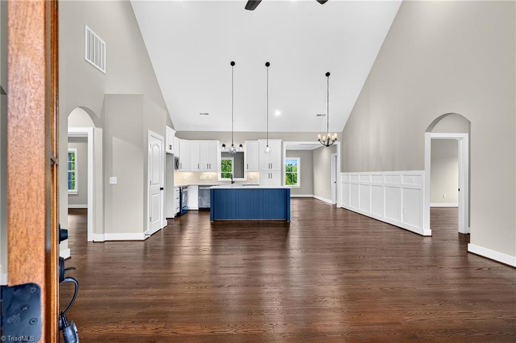 5405 Monterey Glen Court Property Photo 5