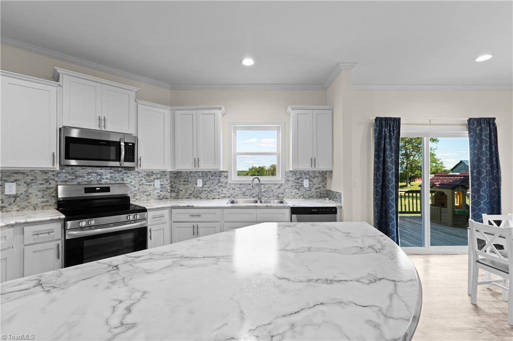 667 Jessup Grove Church Road Property Photo 11
