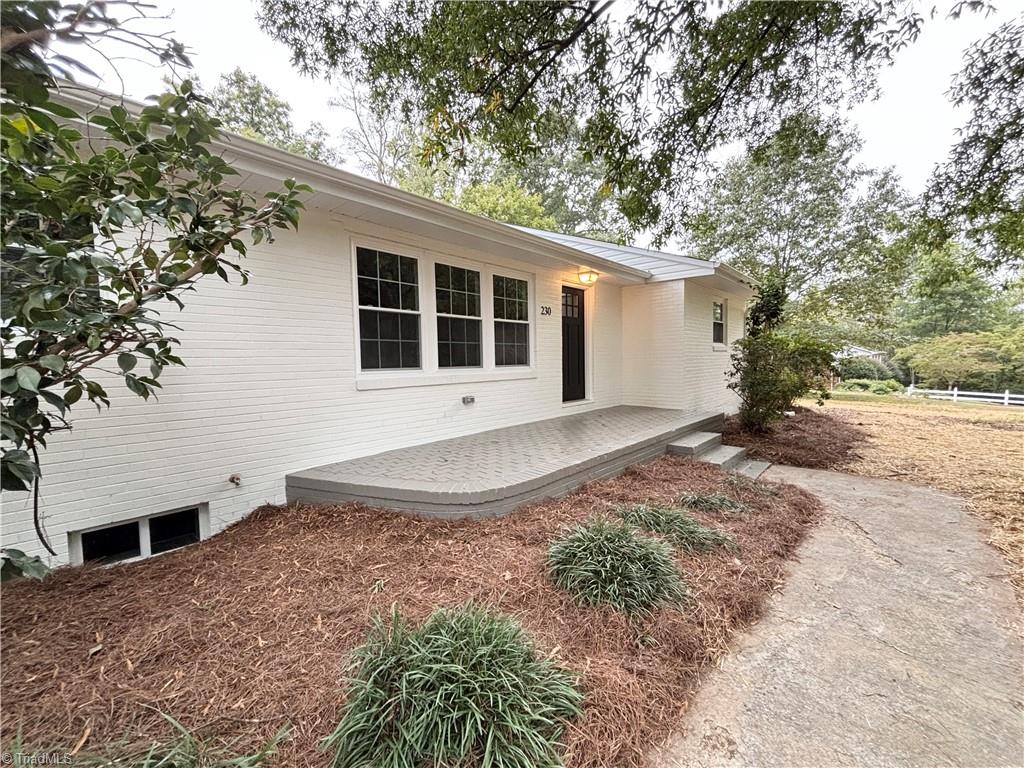 230 Parker Road Property Photo 2