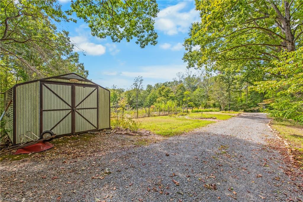500 Monroe Davis Lane Property Photo 34