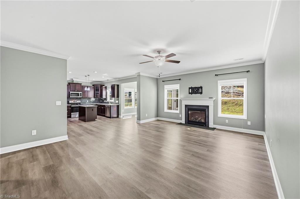 2929 Fernley Court Property Photo 8