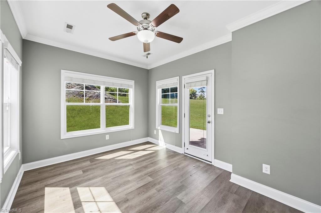 2929 Fernley Court Property Photo 24