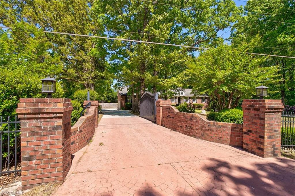 5158 Carlson Dairy Road Property Photo 3